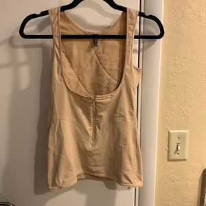 Jones New York zip front shaper tank nude size M